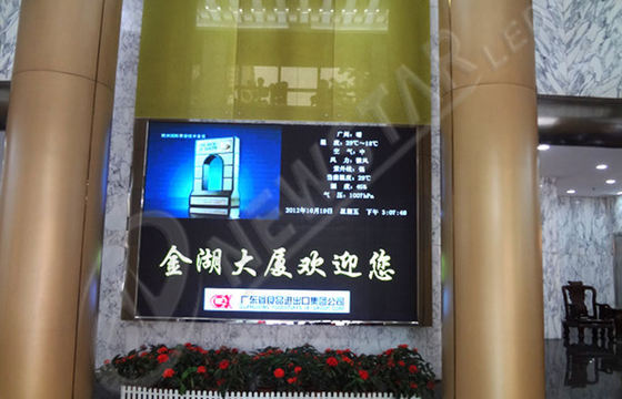 Custom Airport Indoor Full Color LED Display Screen 1R1G1B , High Resolution